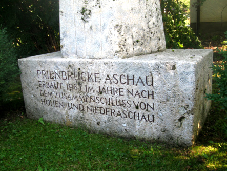 Aschaim Ch. Franziskus; Schrift darunter
